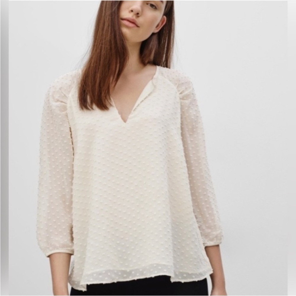 Aritzia Cream Relaxed 3/4 Sleeve Blouse